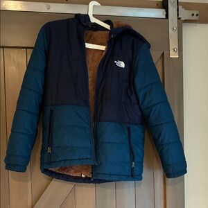 The North Face Kids' Reversible Navy and Teal Puffer Jacket 2n1 size large 14-16